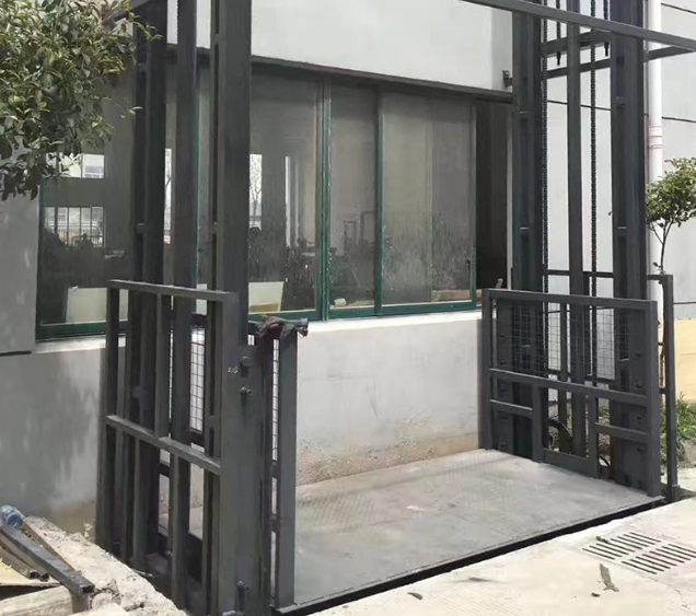 常德导轨式施工升降机助力民生工程提速增效